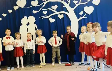 Dzieci podczas instrumentalizacji